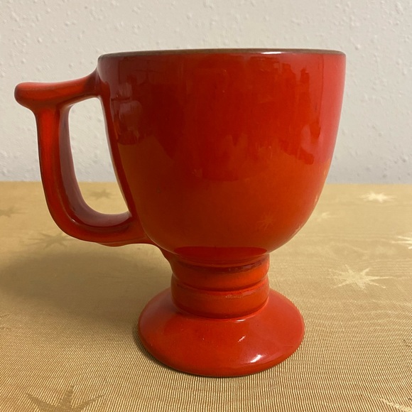 Frankoma Flame Red Pedestal Cups
Set of 3 - Picture 3 of 11